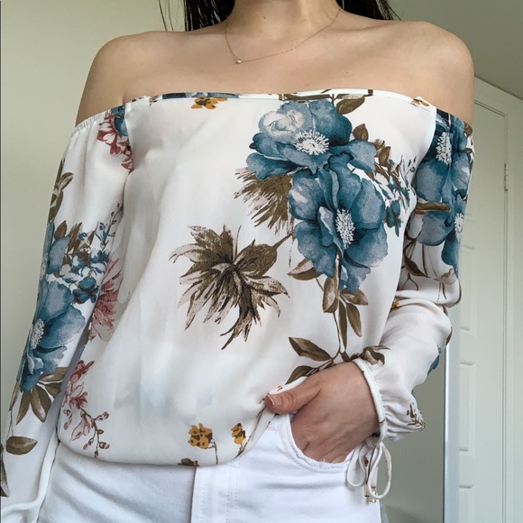 Dynamite Floral Off the Shoulder - Picture 1 of 3